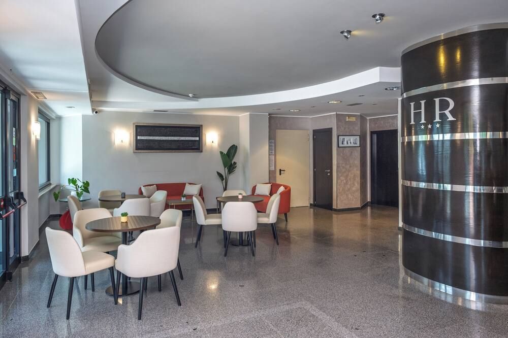 هوتل ريفييرا