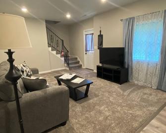 A Home Away From Home - Jefferson City