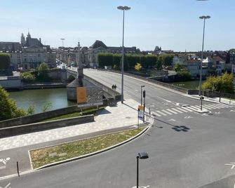 Hôtel de Flandre - Compiègne