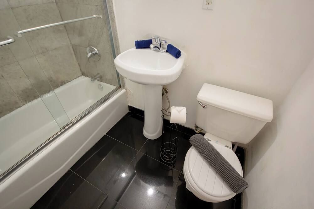 Cozy Studio 3 Full Beds In Midtown - ניו יורק