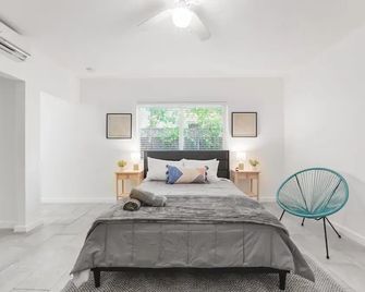 Awesome Studio 15 min from The Beach - 邁阿密 - 臥室