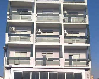 Hotel Il Dollaro - Villa San Giovanni - Gebouw