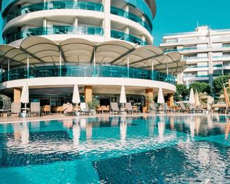 桑普萊姆酒廊酒店- 僅限成人 - 阿拉尼亞 - 游泳池