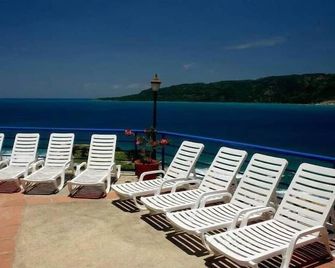 Cap Lamandou Hotel - Jacmel - Balkón