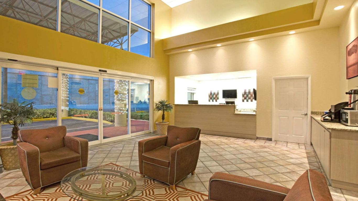 Clearwater Hotel