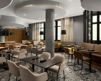 Courtyard by Marriott Seattle Bellevue Downtown - Bellevue - Restaurant