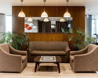 Parkside Hotel & Apartments - Baku - Lobby