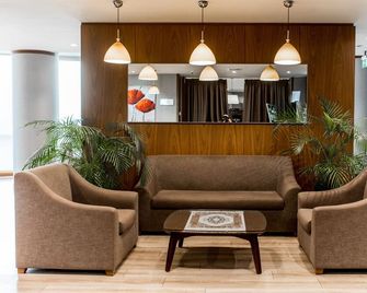 Parkside Hotel & Apartments - Baku - Lounge