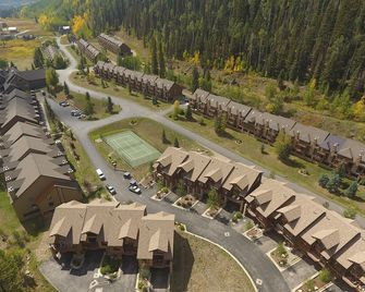 Charmed Chateau | Pool, Hottub, Ski Shuttle, Tennis, Mtn Views! Cascade #350 - Rico - Vista del exterior