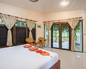 Bu-Ngasari Resort - Ban Patirup Thidin - Habitación