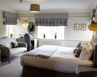 The Broadoak - Ashton-under-Lyne