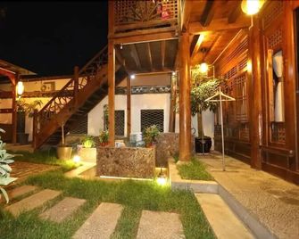 Yungeju Hostel - Lijiang