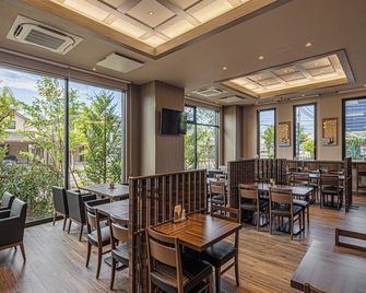 Hotel Route Inn Tonami Inter - Tonami - Ресторан