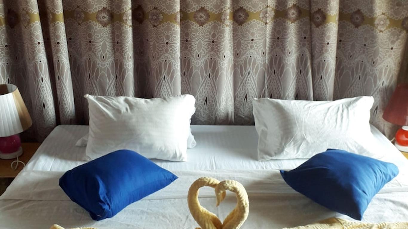 Yala Waves Beach Resort