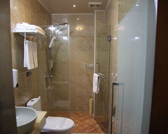 Shanghai Fish Inn Bund - Shanghai - Bathroom