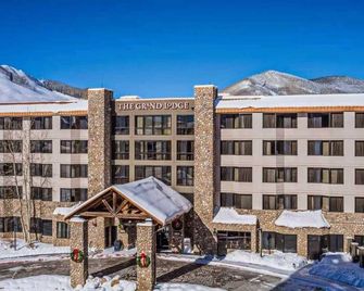 1bd Suite 504 Perfect Location With Pool And Hot Tub - Crested Butte - Building