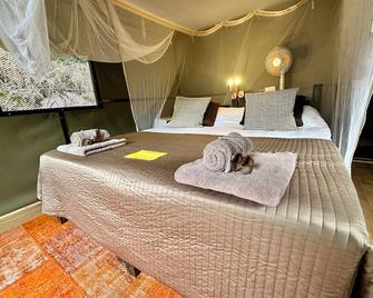 Track and Trail River Camp - Kakumbi - Bedroom