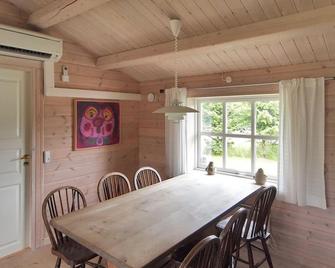Holiday Home Lilian - 600m from the sea by Interhome - Præstø - Dining room