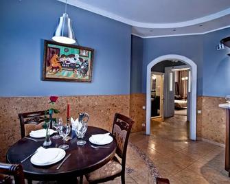 British Club Lviv - Lviv - Dining room
