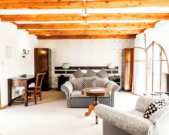 Casa Blanca Hotel - Windhoek - Sala de estar