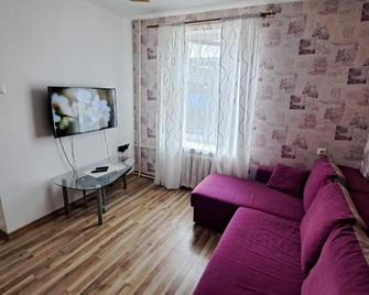 Saknu 16/18 - Daugavpils - Wohnzimmer