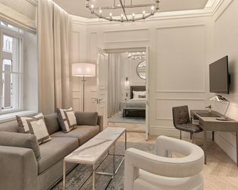 Waldorf Astoria Helsinki - Helsinki - Habitación