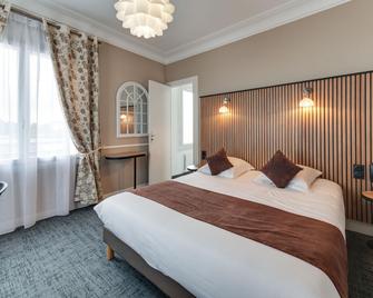 Brit Hotel Confort Cleria Lorient Centre - Lorient - Bedroom