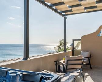 Olive Green Studios and Apartments - Plomari - Balcony