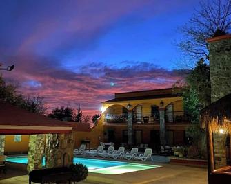 Hotel Quinta Santa Cecilia - Cuatrociénegas de Carranza - Piscina