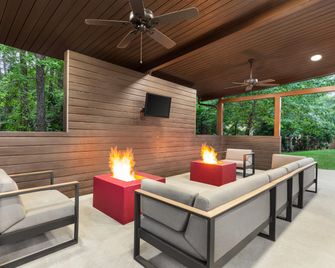 Candlewood Suites Tuscaloosa By IHG - Tuscaloosa - Hàng hiên