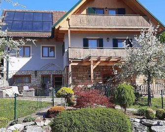 Ferienwohnung 7. Himmel - Ferienhaus Zotter - Feldbach - Edificio