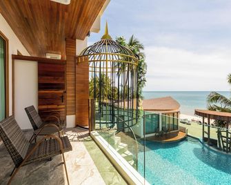 Hotel Villa Aokhanom Beachfront - Khanom