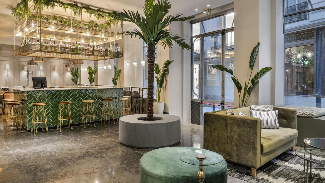 فينتشي بالاس