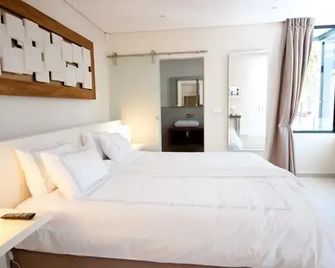 129 on Kloof Nek Apartments - Cape Town