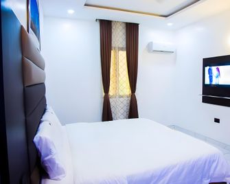 Lucian Exclusive Hotel - Port Harcourt - Ložnice