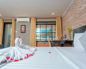 Best Central Point Hotel - Phnom Penh - Bedroom