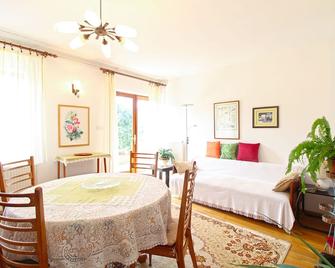 Apartment Giovanna 1557 - Banjole - Jadalnia