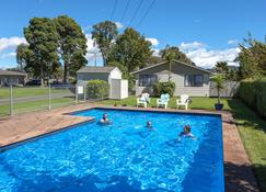 Harbourside Holiday Park - Whitianga - Pool