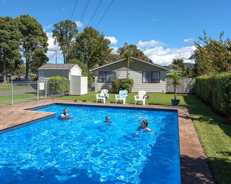 Harbourside Holiday Park - Whitianga - Piscina