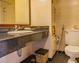 Yasaka Saigon Nha Trang Hotel - Nha Trang - Phòng tắm