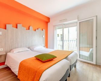 Hotel Provencal - Saint-Raphaël - Bedroom