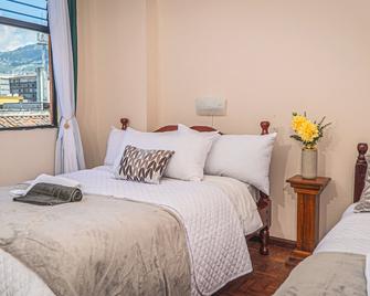 Ukuku Hostel - Quito - Bedroom