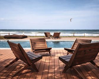 Lalagalu - Beachfront Ecocabins - Diani Beach