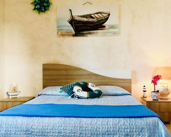 B&b Frontemare - Polignano a Mare - Bedroom