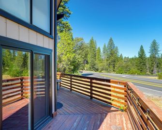 Serene Cabin Retreat Between Murphys & Arnold - Murphys - Balcony