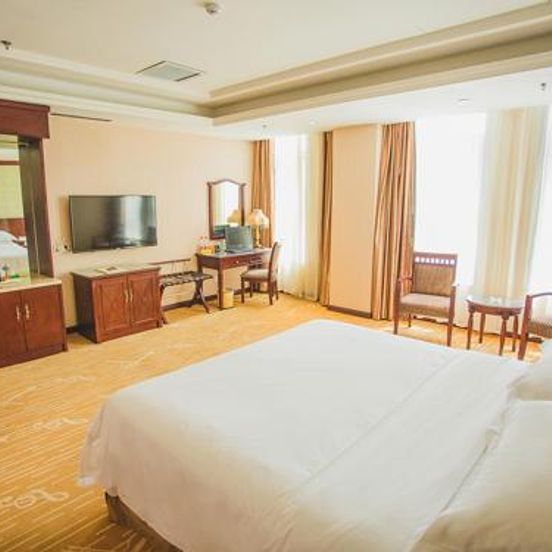 Vienna Hotel Dongying Taihangshan Road image 1