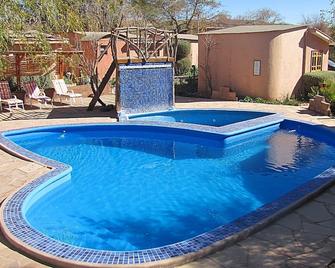 Hotel-Camping Takha Takha - San Pedro de Atacama - Bể bơi