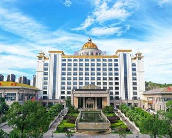 Guangdong Yinye Yanshan Hotel - Jiang Men - Будівля