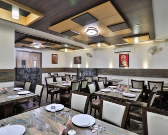 Hotel Narayan Inn - Dwārka - Restaurant