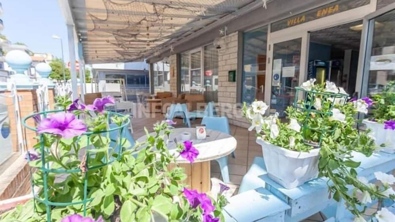 هوتل فيلا إنيا